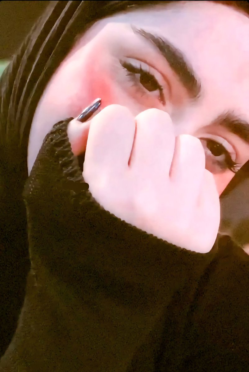 لا بأس .. 
ان نبكي قليلاً أو ربما كثيراً .. 
فبعض الدروس لا نستوعبها ألا وجعا .. 

#هدهد