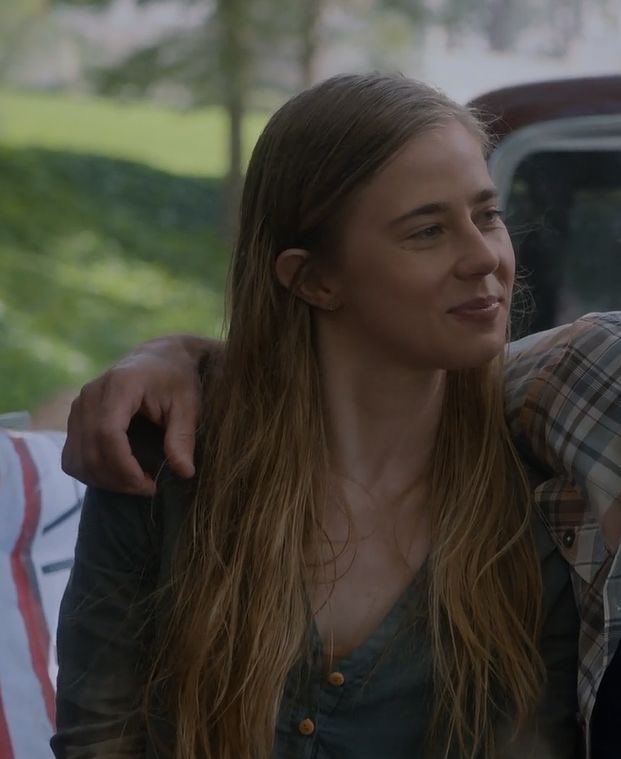 you ever see a woman so beautiful you literally fall to your knees and start crying