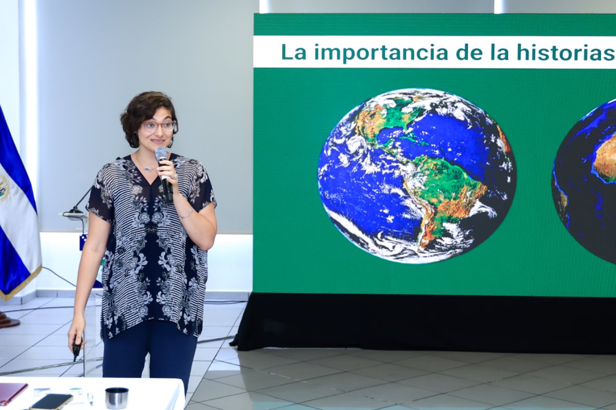 El periodismo también siembra futuro 🌱.
En el Tercer Congreso de Periodismo y Comunicación Ambiental, desde #FeYAlegría sumamos nuestra voz para defender lo más valioso: la vida de nuestro planeta.