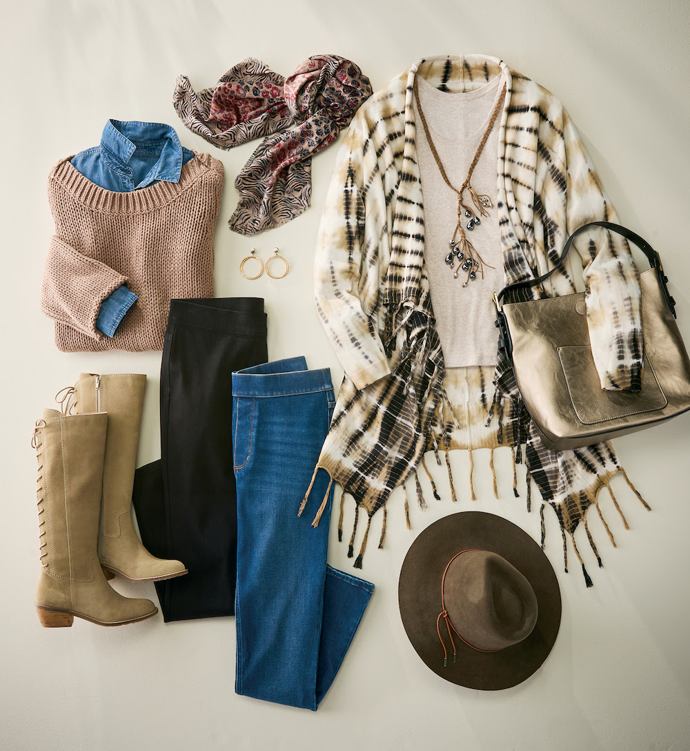 shefinds's tweet image. Fall fashion is here 🍁 Layer up with Soft Surroundings’ transitional staples: maxi dresses, sweater vests, satin toppers + trench coats. Cozy, chic, & perfect for everything on your calendar.
bit.ly/4nIONC2
#AD #FallStyle #SoftSurroundings #OOTDFall #Fall