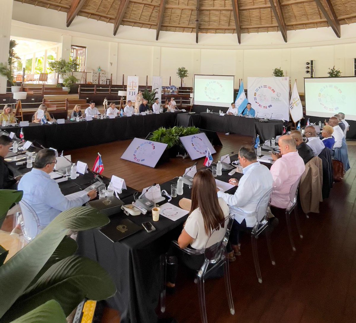 📍 23 y 24 de septiembre - Roatán, Honduras.

Se realiza la XXXVIII Conferencia del Protocolo de Tikal, con motivo de su 40º aniversario, que reúne a los organismos electorales de Centroamérica y el Caribe.