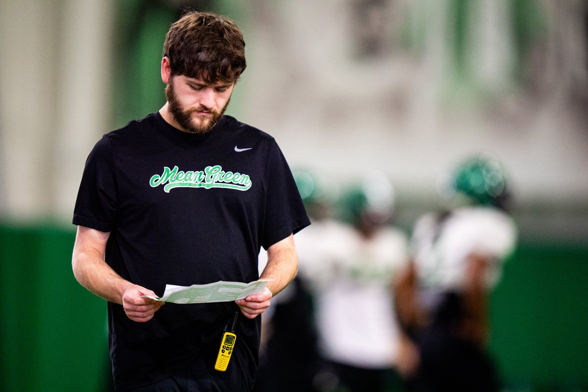 Best in the business!!

Happy Equipment Managers Appreciation Week to our amazing equipment staff!

#GMG🦅 | #EQWeek2025