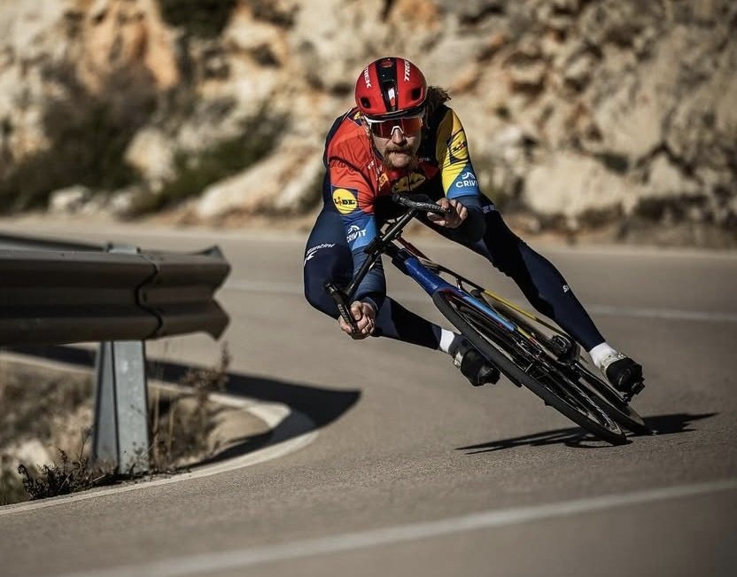 Aleix Serra tweet media