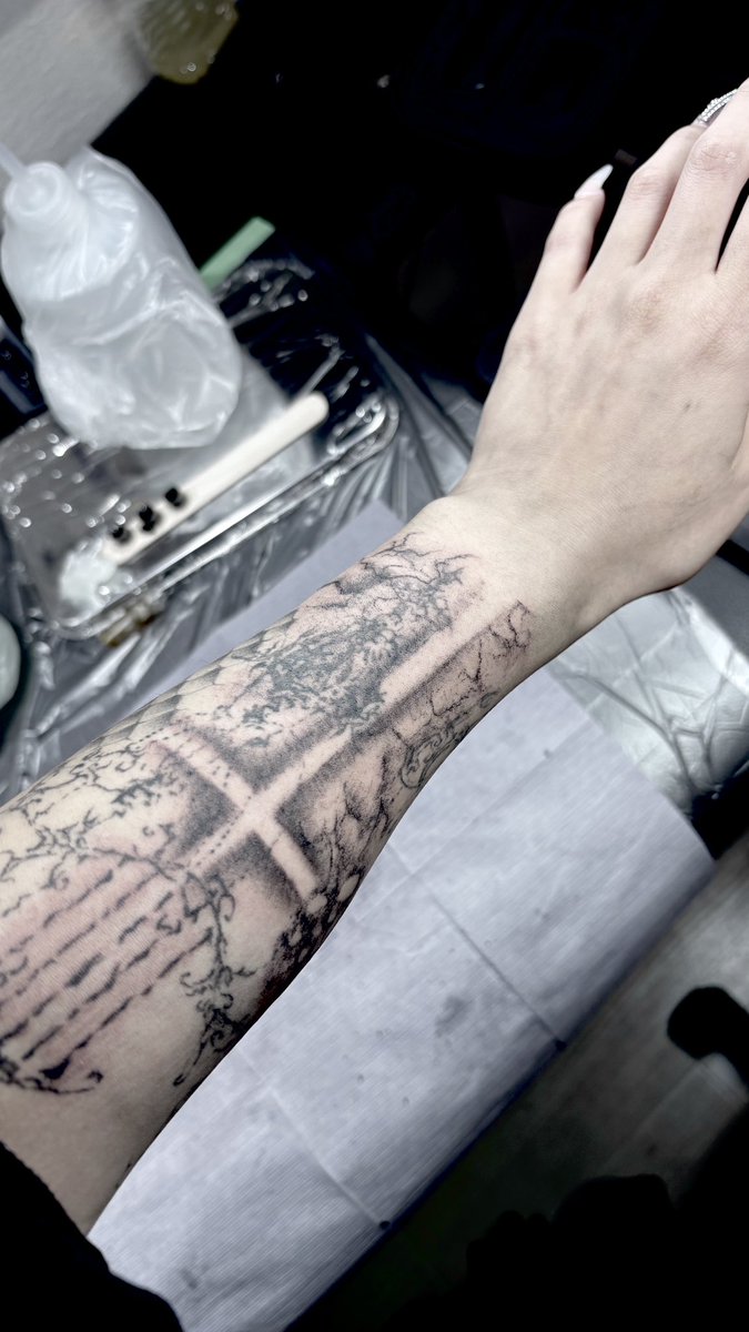 右腕は全然途中