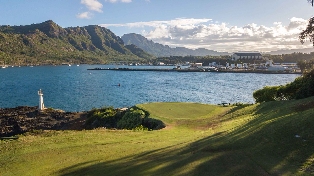 Saturday golf in Hawaii — does it get better?

If you could play one Hawaiian course this weekend, where are you headed? ⛳👇