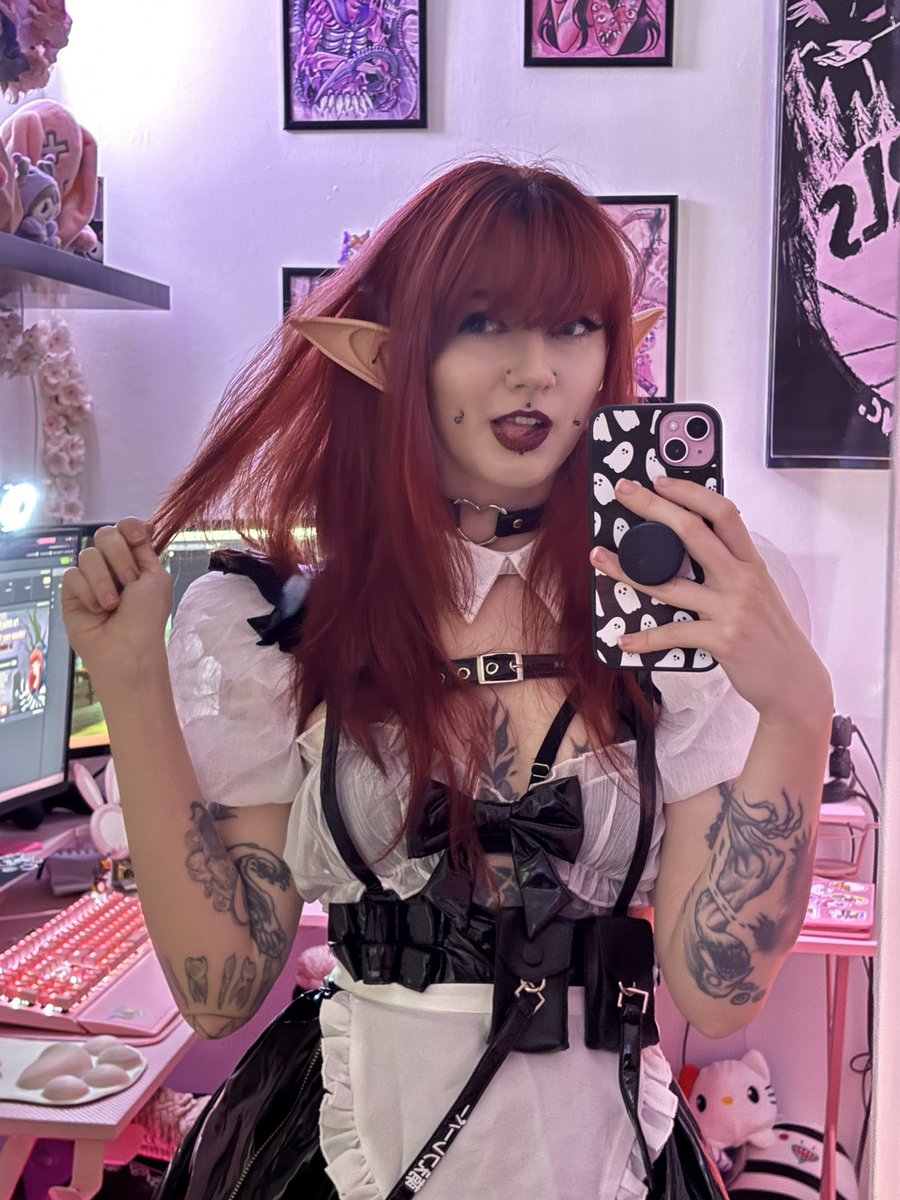 Shpooky Sarah 🖤 tweet media