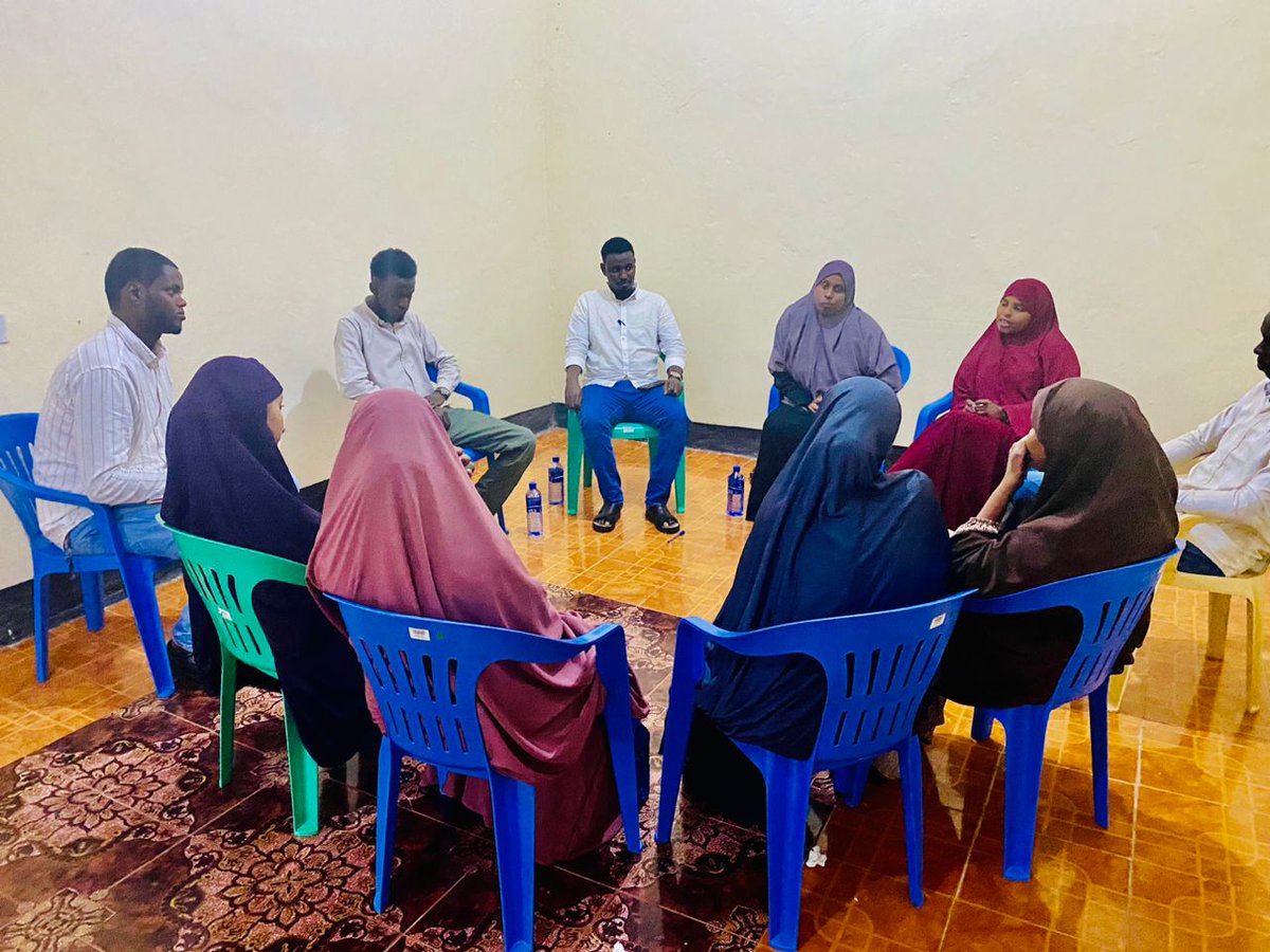 Somali Youth Leaders 🇸🇴 (@somaliyleaders) on Twitter photo 🌐 Marking #InternationalPeaceDay with Action in Kismayo
On September 21, 2025, <a href="/SomaliYleaders/">Somali Youth Leaders 🇸🇴</a> (SYL) & partners @SomaliPeaceLine & <a href="/LPI_voices/">Life&Peace Institute</a> concluded a significant round of Sustained Dialogue sessions—a practical commitment to building peace from the ground up.
✅ Session 2 🌐 Marking #InternationalPeaceDay with Action in Kismayo
On September 21, 2025, <a href="/SomaliYleaders/">Somali Youth Leaders 🇸🇴</a> (SYL) & partners @SomaliPeaceLine & <a href="/LPI_voices/">Life&Peace Institute</a> concluded a significant round of Sustained Dialogue sessions—a practical commitment to building peace from the ground up.
✅ Session 2