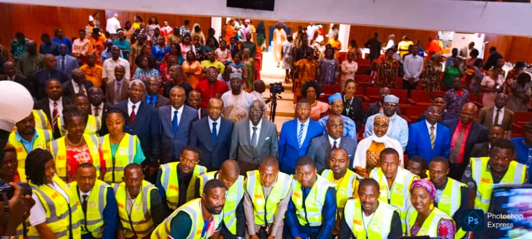 🎯 300 juniors entreprises transférées à l’APME ! Sous l’impulsion du MINPMEESA 🇨🇲, ces jeunes porteurs de projets bénéficieront d’un accompagnement renforcé pour passer à l’échelle.
🔧 250+ experts
📈 Suivi personnalisé
🌾 62 % dans l’agriculture
L’entrepreneuriat jeune avance !