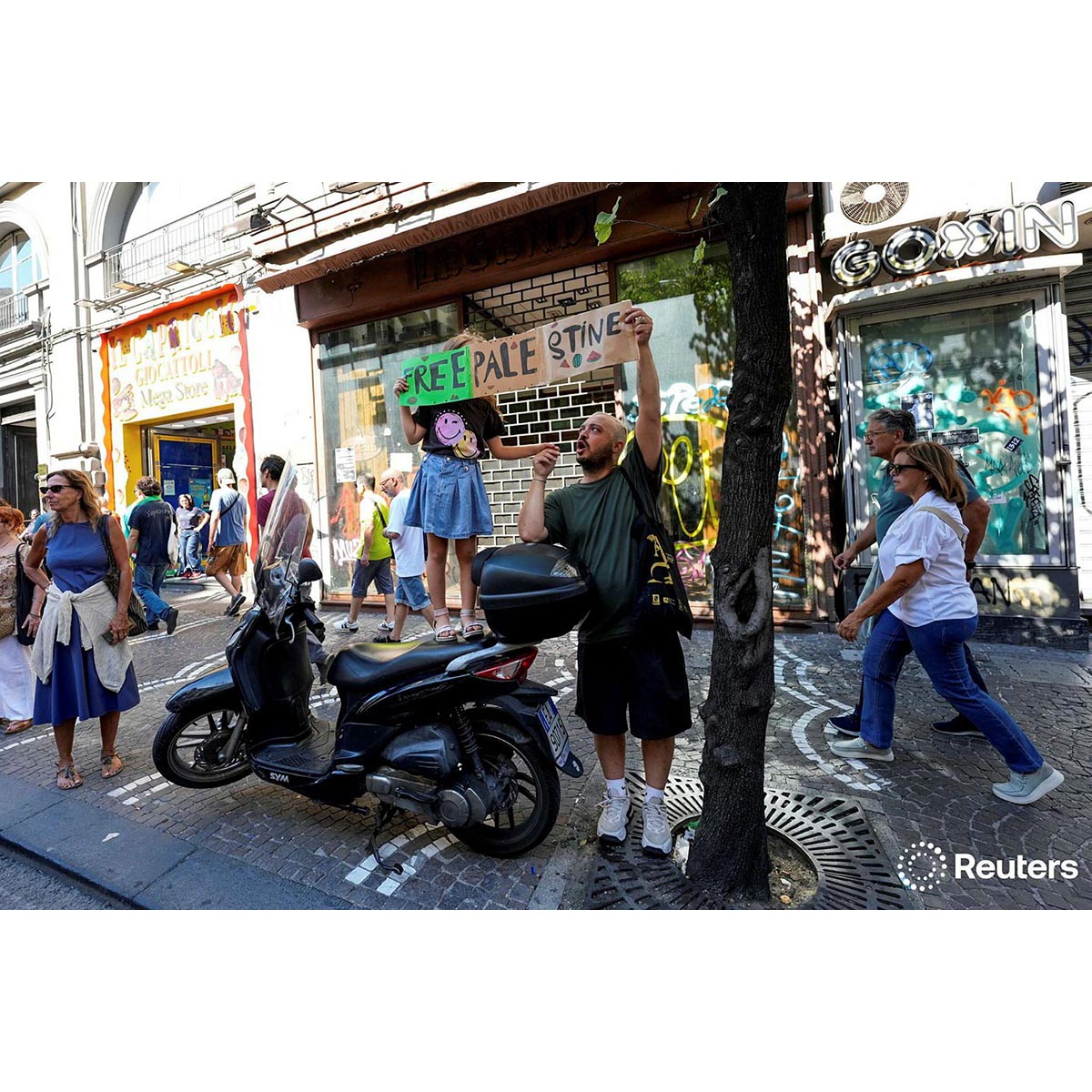 CiambMat tweet media