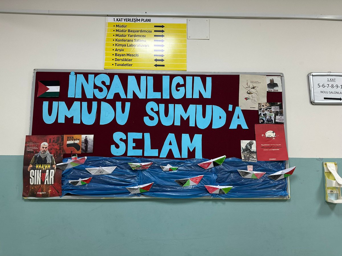 Okulumuzda farkındalık çalışmalarımızdan bir kare. Unutma, unutturma.
#SumudForGaza 
<a href="/Haydar_Korkmaz0/">Haydar Korkmaz</a> 
<a href="/Kayahansubasi/">Kayahan Subaşı</a>