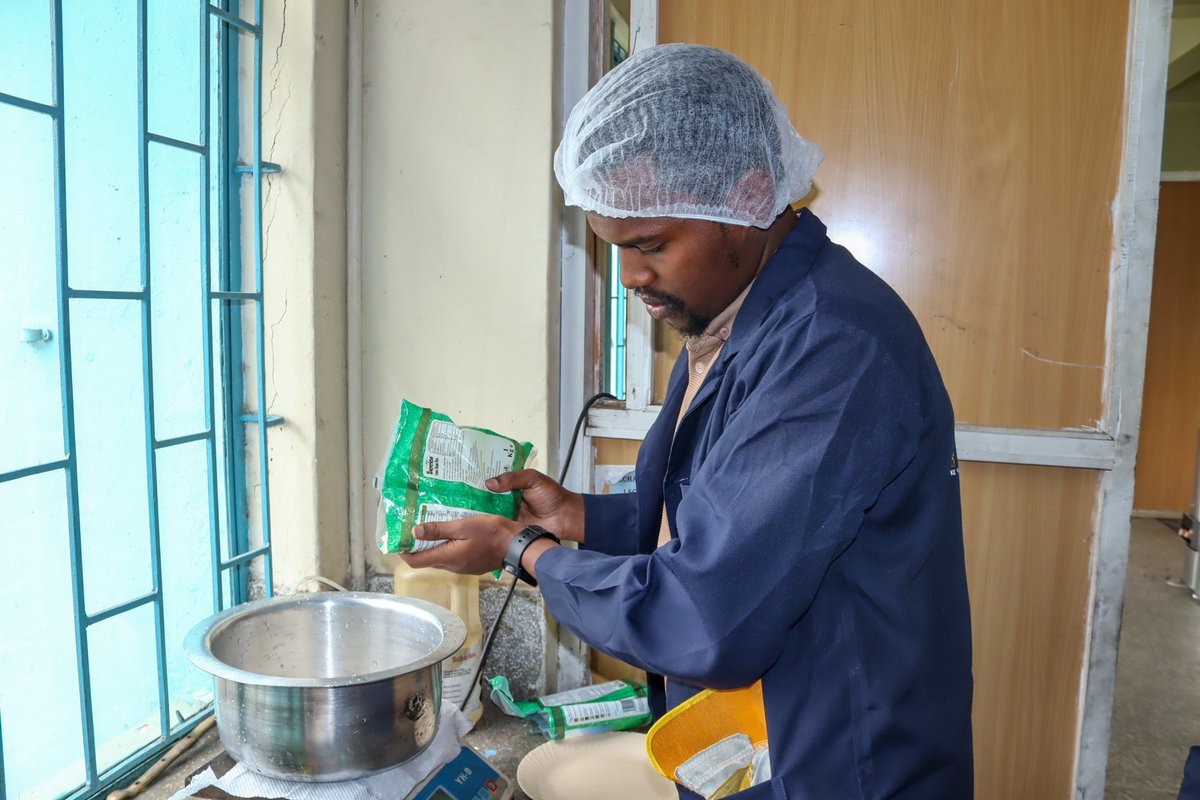 Mening sikim jinsi shimlarimga qattiq kirdi.