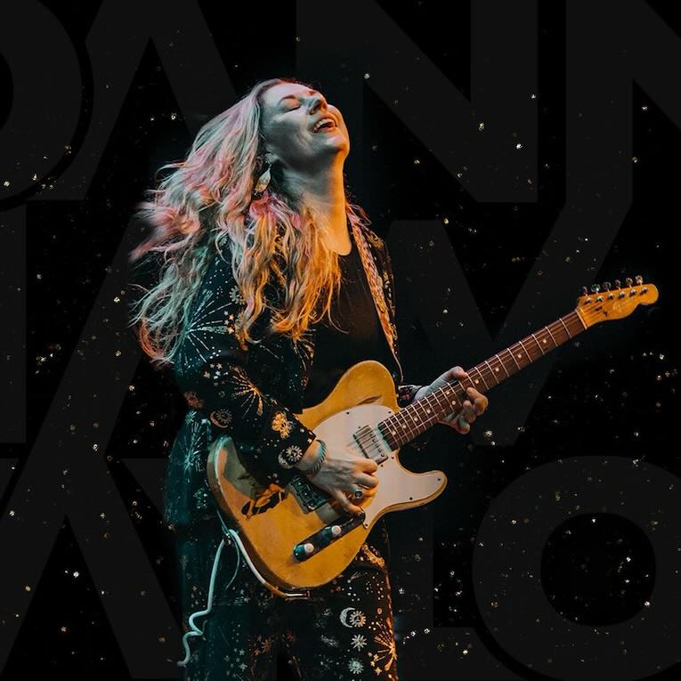 British blues-rock star, Joanne Shaw Taylor Announces 2026 Spring U.S. Tour, with artist  pre-sale on now.  Check it out here. 
rockandbluesmuse.com/2025/09/23/joa… #Joanneshawtaylor #bluesrock
