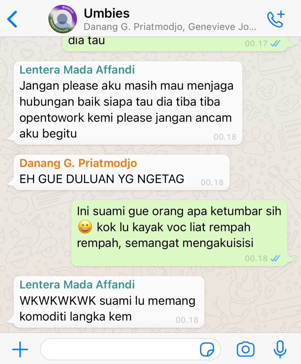 kirsdeli's tweet photo. 42. ldr mereka tuh, jakpus-bintaro alias yang satu wfo yg satu wfh </3 [this is an ongoing theme ya, diinget trivia ini] https://t.co/P1q6l4OhXo