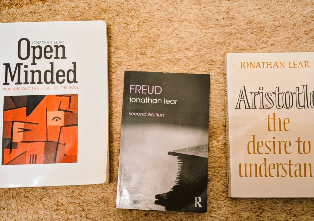 So sad to hear that American psychoanalyst and philosopher, Jonathan Lear, has passed away. I just loved his writing and serious engagement with psychoanalysis and its intersection with philosophy. His 'Freud' book is a must read. RIP.