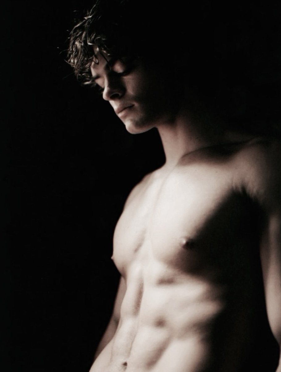 𝐚 𝐥𝐚𝐬𝐭 𝐥𝐢𝐯𝐢𝐧𝐠 𝐡𝐚𝐥𝐞.

𝖻𝗈𝗋𝗇 𝗐𝖾𝗋𝖾𝗐𝗈𝗅𝖿 － 𝖺𝗅𝗉𝗁𝖺
𝗉𝖺𝗇𝗌𝖾𝗑𝗎𝖺𝗅 ；𝗇𝗈𝗍 𝖽𝗍𝖿 （ 𝗍𝖺𝗄𝖾𝗇 ） 
𝗌𝗈𝗇 𝗈𝖿 𝗉𝖾𝗍𝖾𝗋 𝗁𝖺𝗅𝖾
𝖼𝗈𝖼𝗄𝗒 𝖺𝗌𝗌𝗁𝗈𝗅𝖾

♥︎ ＆ ↻