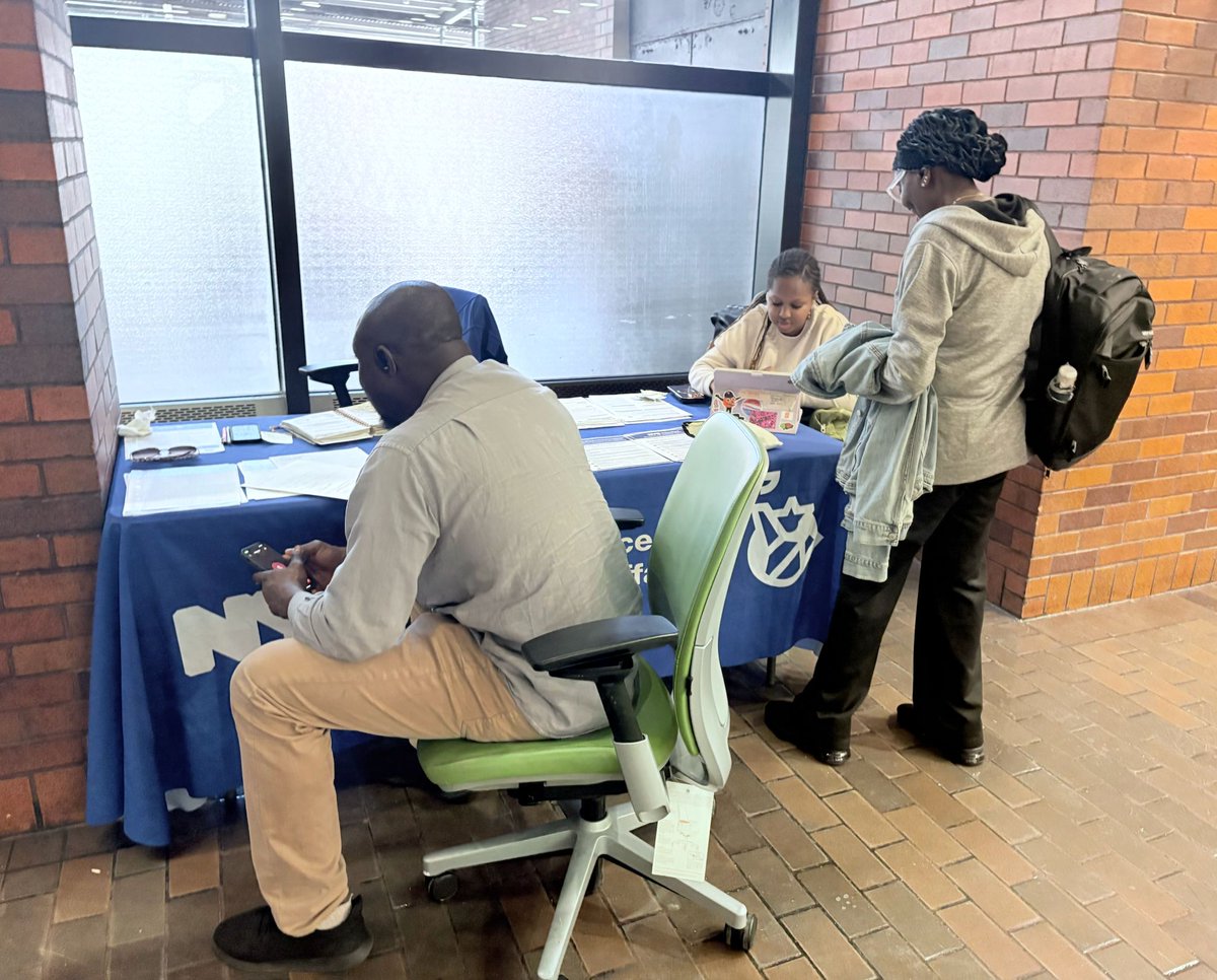 NYCImmigrants's tweet image. Last week our team had a successful #WeekofAction across the city. We supported immigrant communities in the Bronx &amp;amp; Queens. Our main focus was assisting with @IDNYC apps. We also provided city resources on immigration support, healthcare enrollment, FREE #ESOL classes &amp;amp; more.