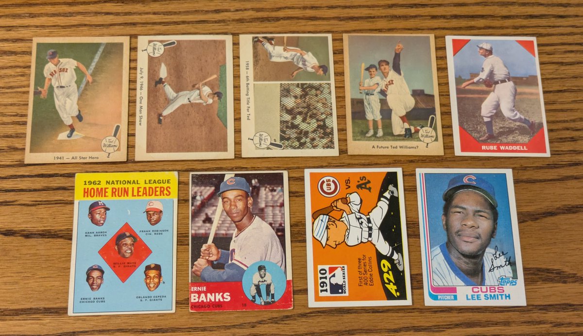 Mailday highlights including the last two Banks' I needed for the 63 Cubs team set.

⚾ 🐻 📬