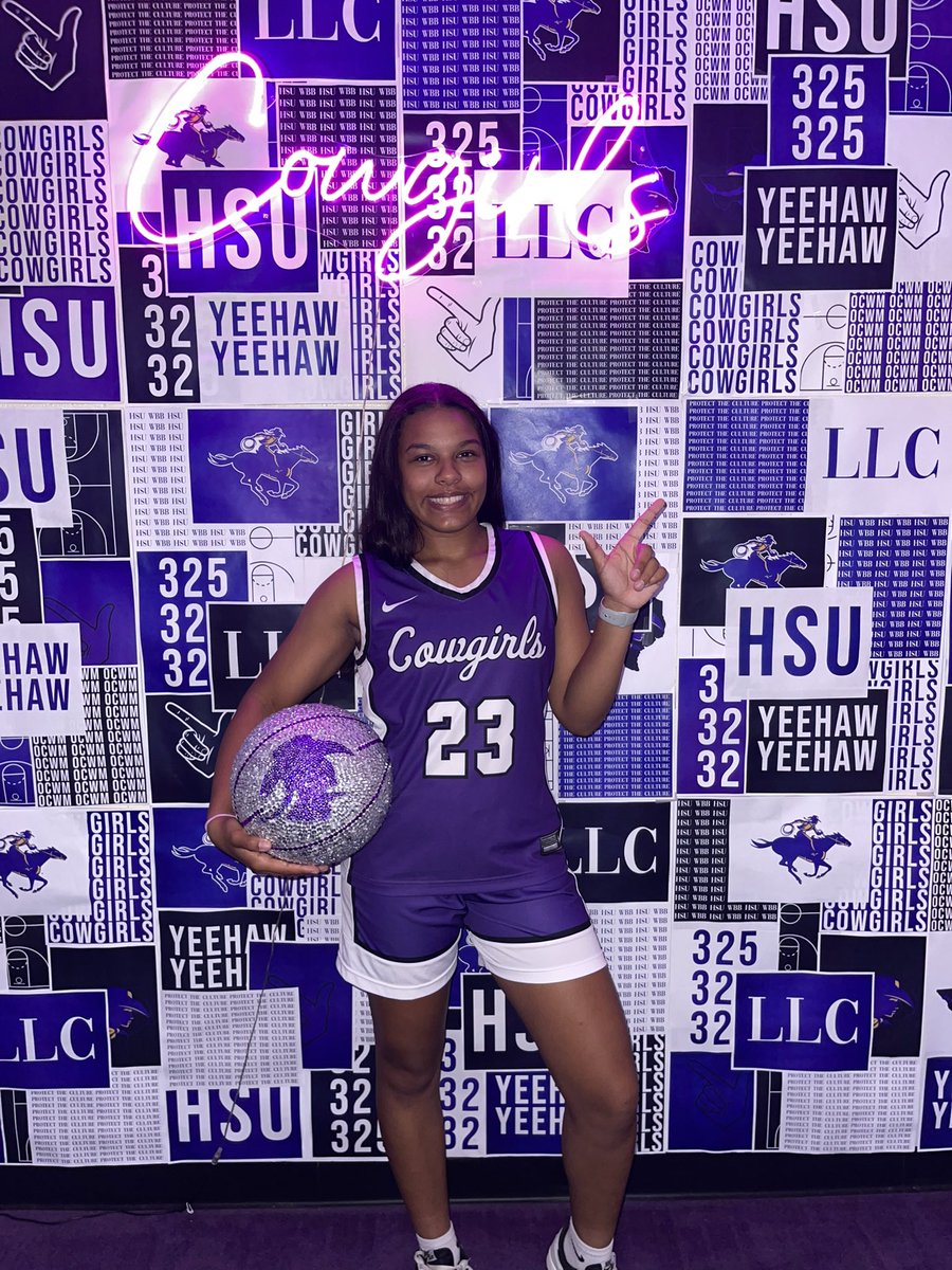 After a visit with <a href="/CoachKWhitehead/">Kendra Whitehead</a> I am blessed to receive an offer from <a href="/cowgirl_bball/">Hardin-Simmons WBB</a>!! 💜🤍