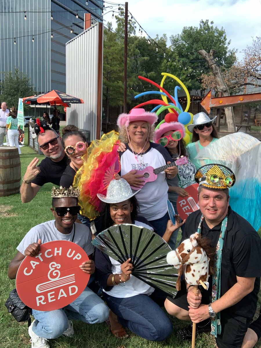 CatchUpAndRead's tweet image. This Giving Day we gathered, connected, and celebrated! Your support powers literacy and lifts up teachers + students across North Texas. Thank you! 🩵

#NTxGivingDay #CatchUpandRead