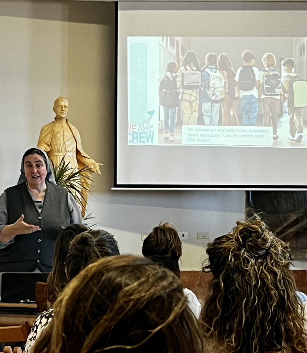 Colegio Santo Domingo tweet media