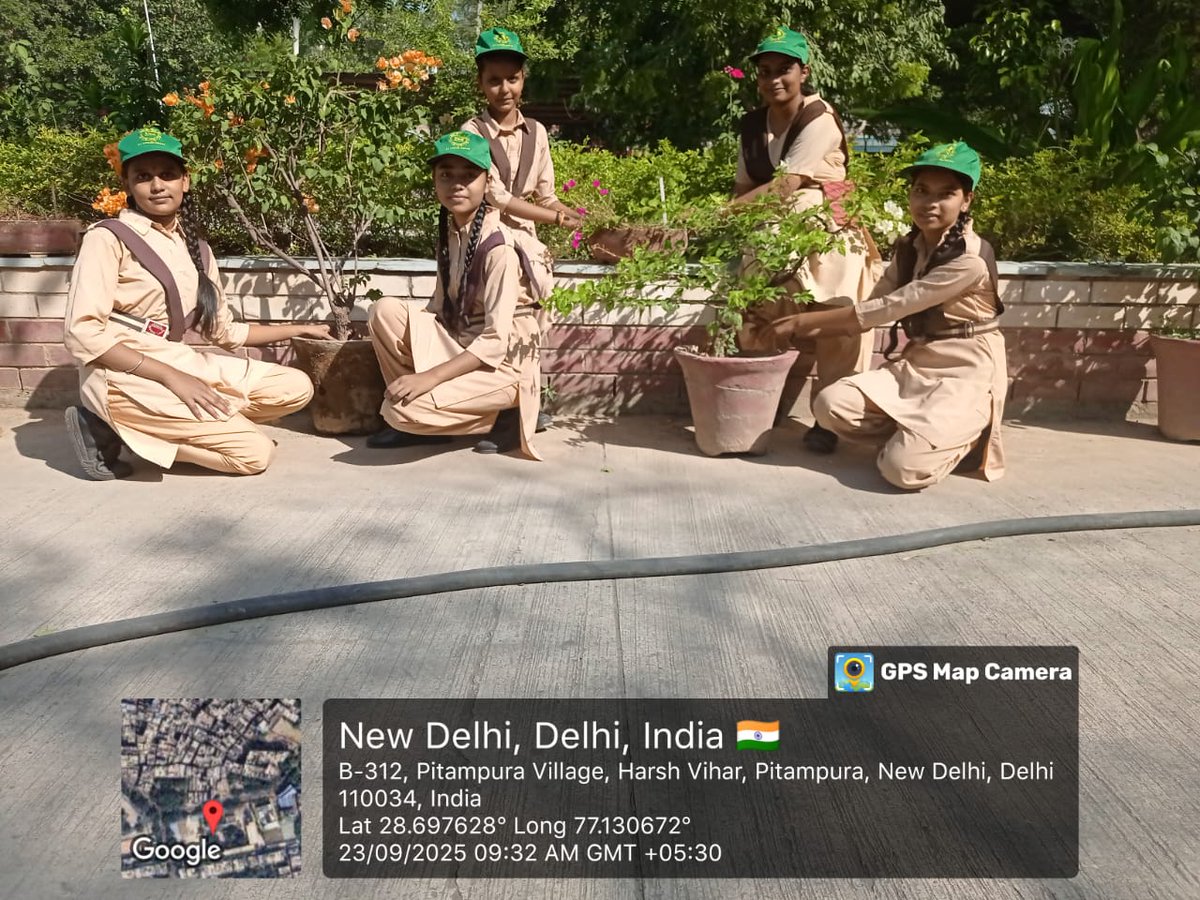 SV_KailashEnclave1411005(NSS & other activities) (@svkailashencla1) on Twitter photo #Swacchtapakhwada today students participated in poster making activity on the vector borne diseases and their causative agents also mega sapling drive was also held today on 23/9/25
<a href="/SVKailashEncla1/">SV_KailashEnclave1411005(NSS & other activities)</a>
<a href="/Dir_Education/">DIRECTORATE OF EDUCATION Delhi</a>
<a href="/ashishsood_bjp/">Ashish Sood</a>
<a href="/gupta_rekha/">Rekha Gupta</a>
<a href="/narendramodi/">Narendra Modi</a> #Swacchtapakhwada today students participated in poster making activity on the vector borne diseases and their causative agents also mega sapling drive was also held today on 23/9/25
<a href="/SVKailashEncla1/">SV_KailashEnclave1411005(NSS & other activities)</a>
<a href="/Dir_Education/">DIRECTORATE OF EDUCATION Delhi</a>
<a href="/ashishsood_bjp/">Ashish Sood</a>
<a href="/gupta_rekha/">Rekha Gupta</a>
<a href="/narendramodi/">Narendra Modi</a>
