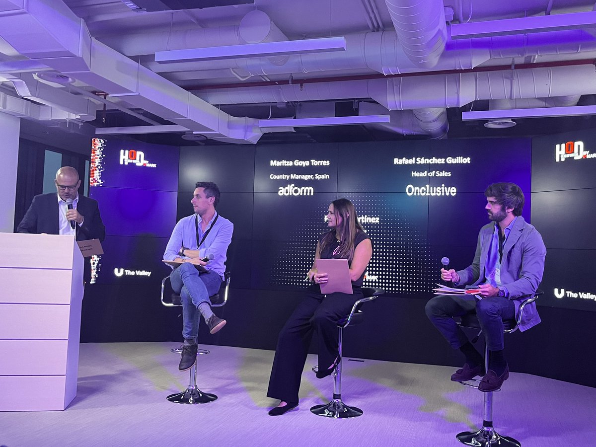 “Si a la IA a la hora de procesar datos , pero para el criterio se necesita al ser humano”, añade Rafael Sánchez Guillot , head of sales de <a href="/Onclusive/">Onclusive</a> en la mesa redonda final de la nueva edición Head of Digital by IPMARK.