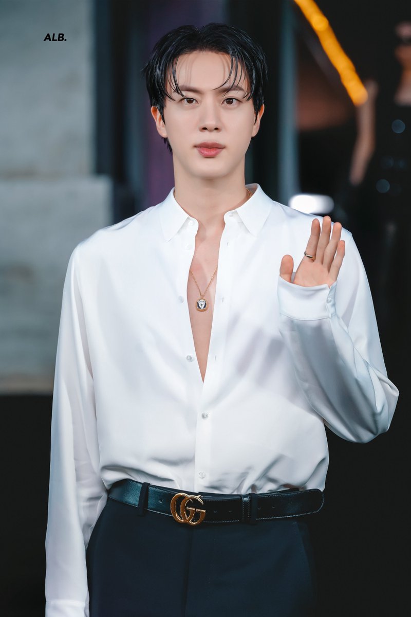 A LITTLE BRAVER π¬ (@alittlebraver92) on Twitter photo 250923 Gucci photo wall
#JinxGucci #κ΅¬μ° #mfw #GucciLaFamiglia
#λ°©νμλ
λ¨μ§ #κΉμμ§ #μμ§ #μ§ #BTSJIN #JIN
<a href="/BTS_twt/">λ°©νμλ
λ¨</a> 250923 Gucci photo wall
#JinxGucci #κ΅¬μ° #mfw #GucciLaFamiglia
#λ°©νμλ
λ¨μ§ #κΉμμ§ #μμ§ #μ§ #BTSJIN #JIN
<a href="/BTS_twt/">λ°©νμλ
λ¨</a>