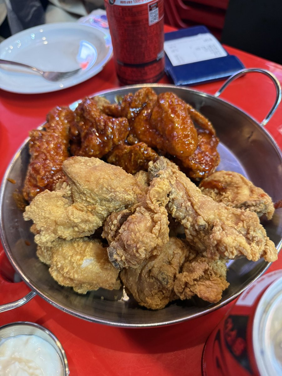 AlphaPrinc3's tweet image. Looking to hire:
Web3 Operations Role  

Must be Malaysian‼️

If interested, please DM me 

Ps: Fried Chicken to clickbait lol