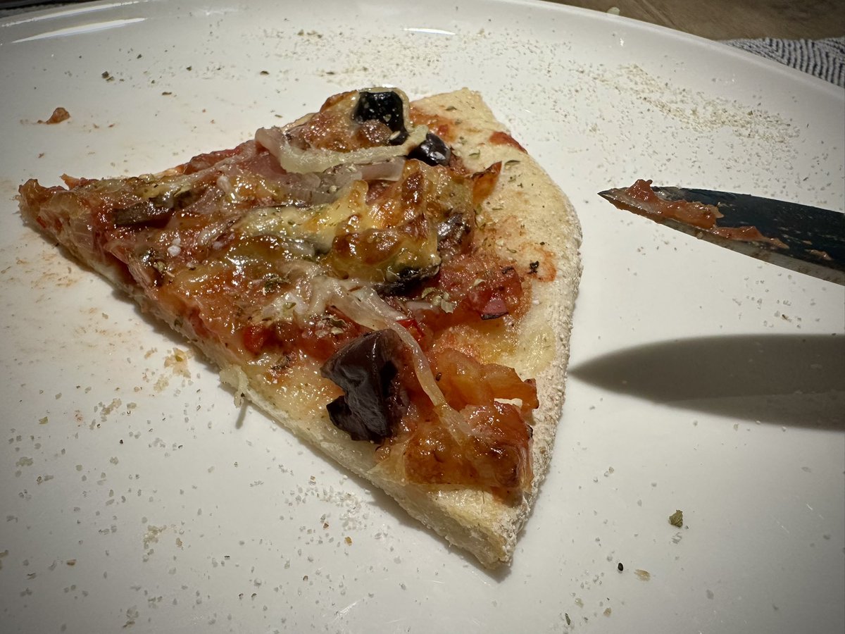 Last Pizza before the #rupture ?
JIC there‘s more dough for tomorrow…
#rapturex