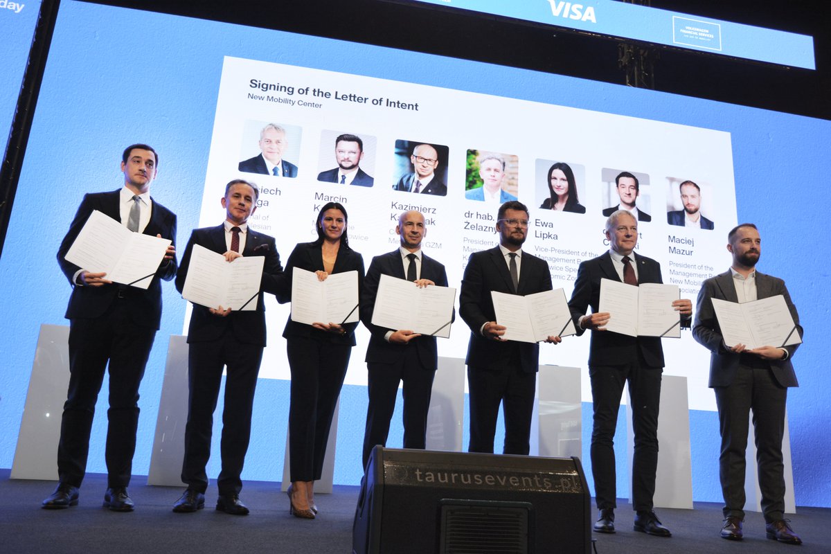 𝗦𝘁𝗮𝗿𝘁𝘂𝗷𝗲𝗺𝘆 𝘇 #𝗞𝗡𝗠𝟮𝟬𝟮𝟱 – 𝗱𝘇𝗶𝗲𝗻́ 𝗽𝗶𝗲𝗿𝘄𝘀𝘇𝘆!

Wtorek rozpoczęliśmy inauguracją Kongresu Nowej Mobilności w Katowicach. Przed nami trzy dni pełne inspiracji i dyskusji o innowacyjnych rozwiązaniach w transporcie.

🟩 Jesteśmy gotowi zaprezentować