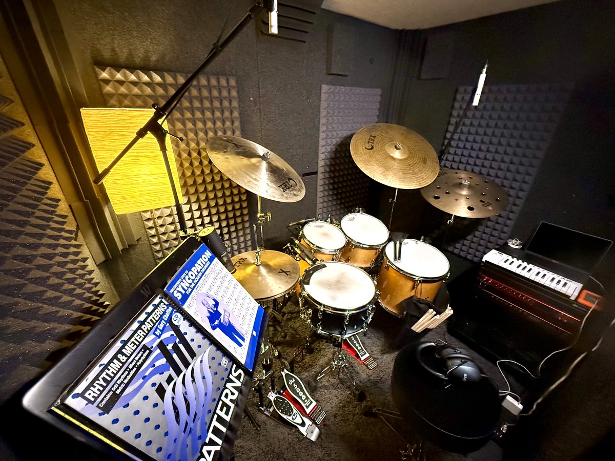 From Nashville → NYC: this MDL 7296 E WhisperRoom is built and ready for music. 🙌

New or used, we love seeing WhisperRooms in action.