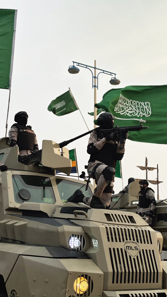 <a href="/Th_jazan/">هذه جازان</a> التقاطتي للعرض العسكري في اليوم الوطني بجـازان 🤍🇸🇦