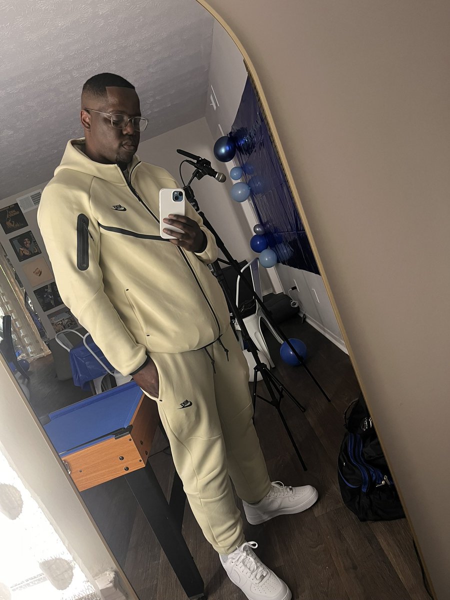 <a href="/Lexii__G/">Alexis Kierra 🩶</a>