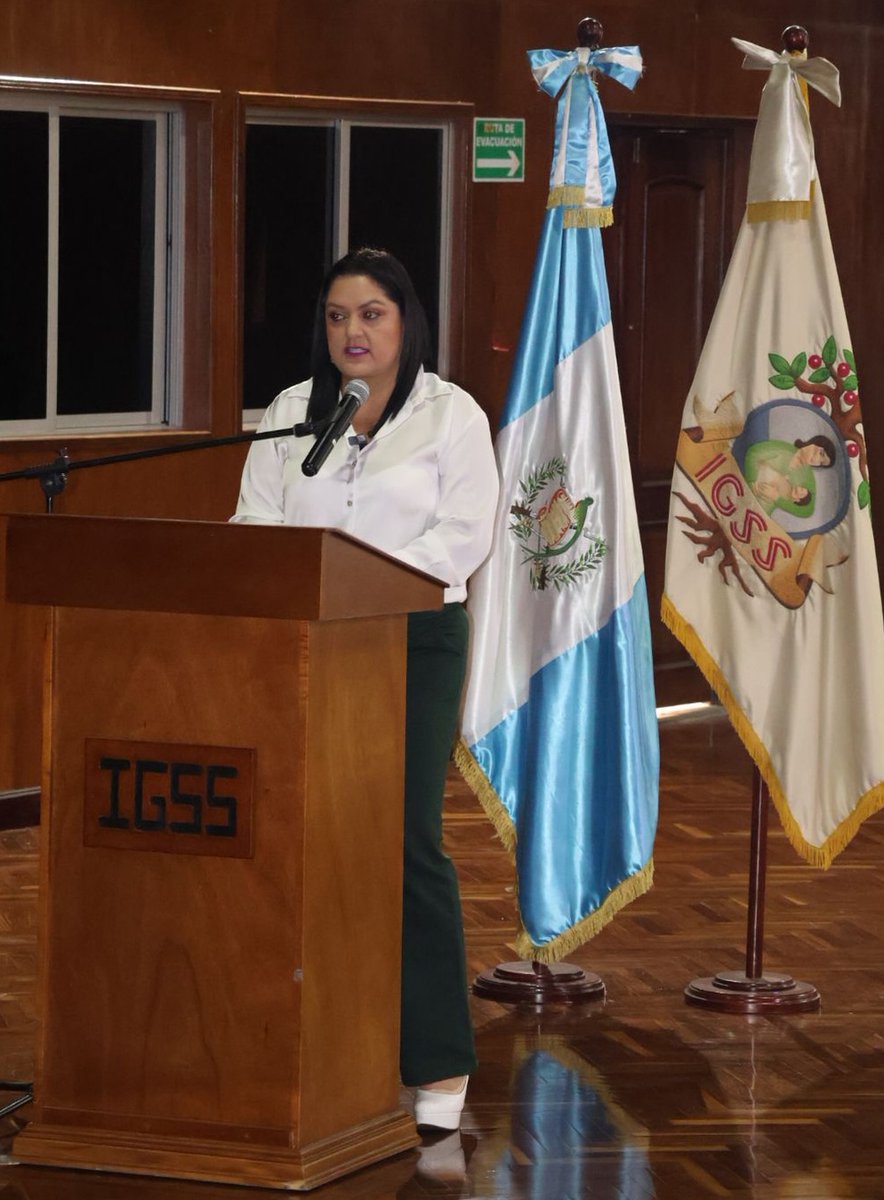 IGSS_gt's tweet photo. La licenciada María del Cármen Mora, Jefe de Departamento Administrativo del Departamento de Comunicación Social y Relaciones Públicas, destacó que el #IGSS alcanzó una calificación del 92.% en cumplimiento de la Ley de Acceso a la Información Pública durante 2024, según evaluaciones de la @PDHgt  y resaltó que este año han sido atendidas 2 mil 173 usuarios en la Unidad de #AccesoALaInformación.