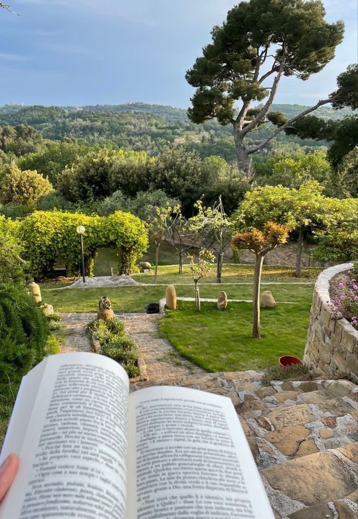 mimarimekanlar's tweet photo. Şöyle bir yerde sessizlik içinde kitap okuma ihtiyacı 💯 https://t.co/v1ATPbek5k