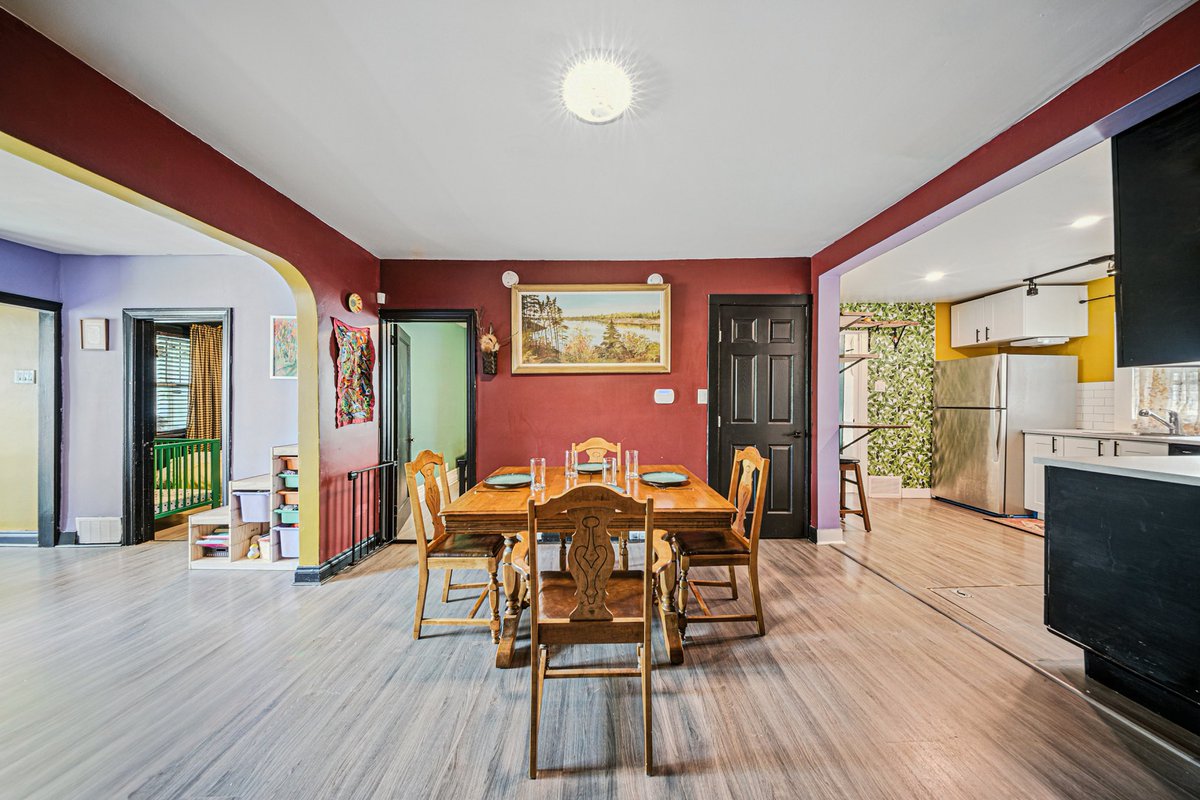 RealtorEmthe's tweet image. ✨Price Reduction✨
     MLS : 202521687
     193 Mighton Ave, WPG, MB. 
     
    Call for details (204)803-5575
    Emily Beitz / RE/MAX Associates #remaxhustle #realestate