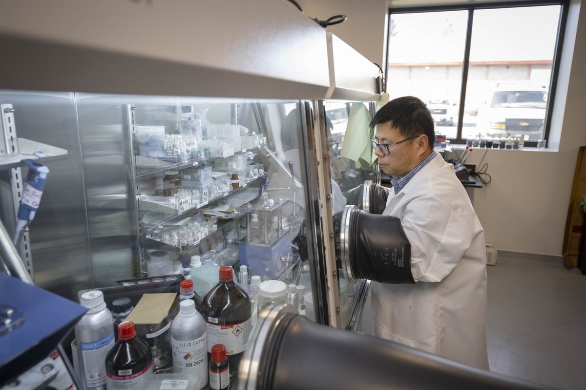 WPI's tweet image. What if old lithium batteries could fuel the future?

WPI researchers found a safe, scalable recycling method AND boosted solid-state battery performance. Published in @Joule_CP + Materials Today.

#BatteryTech #Sustainability 
bit.ly/48uu5Sa