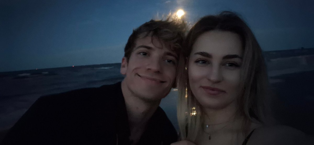 NotGooser's tweet image. BACK FROM VACATION :3

honestly was so peak to go on 3 weeks of vacation with @ke11ox and there was so many cool things to see and do
but now we return to the mines…

THANK YOU ALL FOR THE WELCOME HOME ❤️