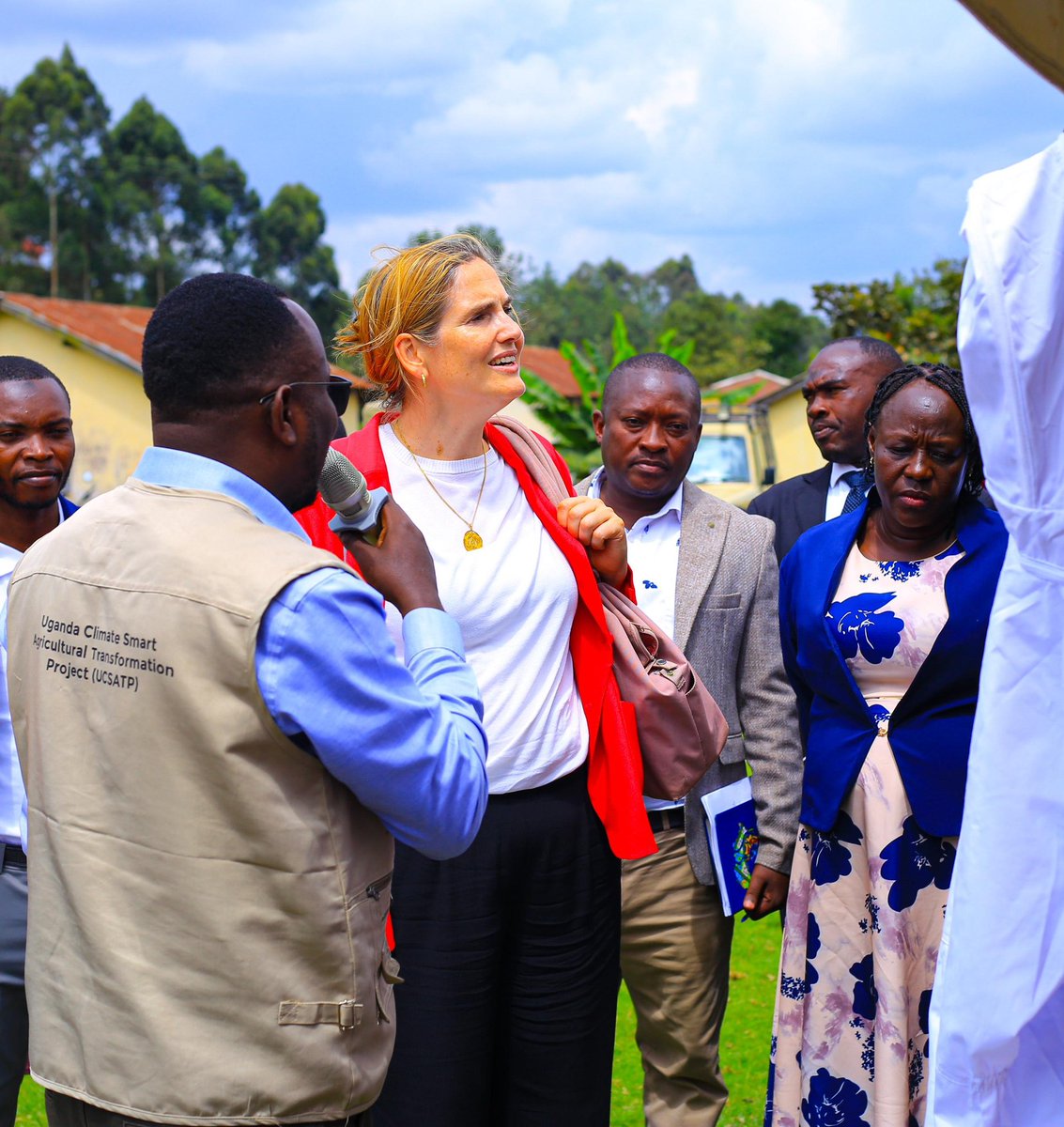 CordaidUganda's tweet photo. Over 600 trainings have been carried out in a quarter from all the 29 extension workers each carrying out 21 trainings in per qtr and this increased agricultural produce"
Roland Mwebesa- District Agriculture Officer, Rubanda district said while welcoming  H.E Frederieke Quispel https://t.co/3XLKmpjLNc