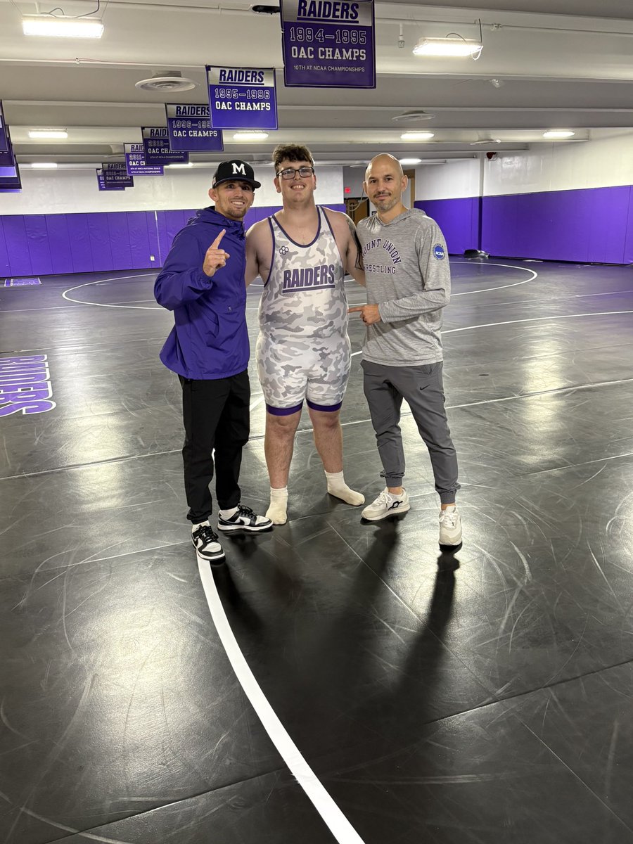 Jake_lyle78's tweet photo. Huge thank you to coach  @TylerTyler106 and coach @RiggsElite for taking time out of there day to show me around there facility’s and campus. Go raiders https://t.co/mS05Tqt5UB