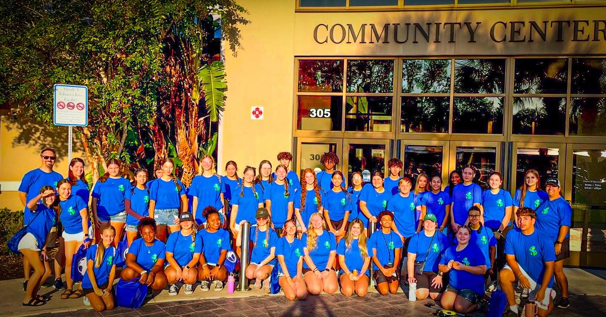 Thanks for representing Flagler Schools! Students  made a real splash at the Palm Coast Intercoastal Waterway Clean-Up!
Among those who participated were members of the FPC and MHS National Honor Societies, as well as members of the FPC Student Government Association..