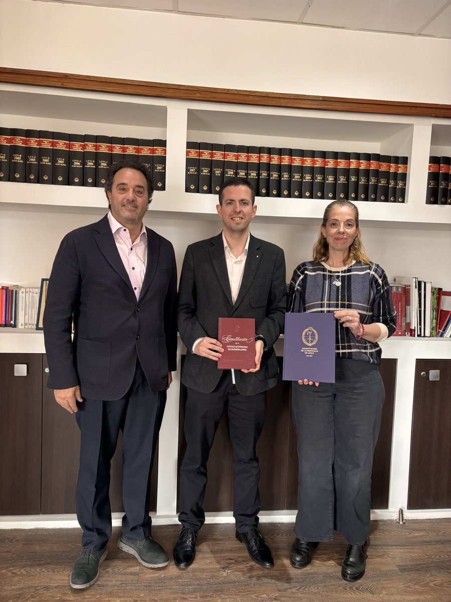 📍Hoy recibimos junto a la consejera <a href="/mlorenaclienti/">Maria Lorena Clienti</a> al Secretario de Estado de Jujuy <a href="/FacuLuna88/">Facundo Luna</a>. Fue un encuentro muy enriquecedor en el que intercambiamos miradas sobre el fortalecimiento del sistema de ⚖️ y la importancia de seguir consolidando vínculos institucionales con