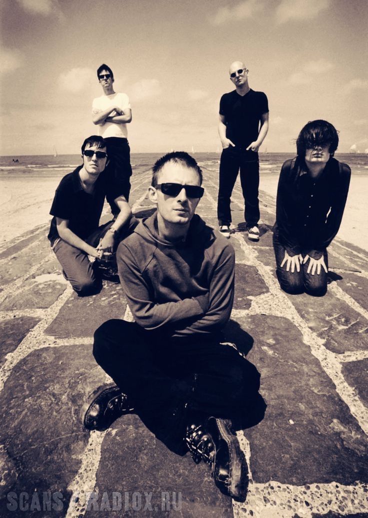 hourly thom yorke (@hourlythomyorke) on Twitter photo 