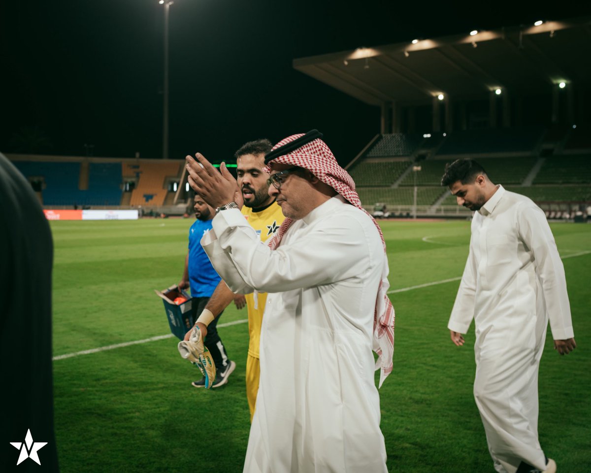 📸 | فـرحـة الـتـأهـل 💚🤩

#نجمة_عنيزة 
#عزّنا_بطبعنا