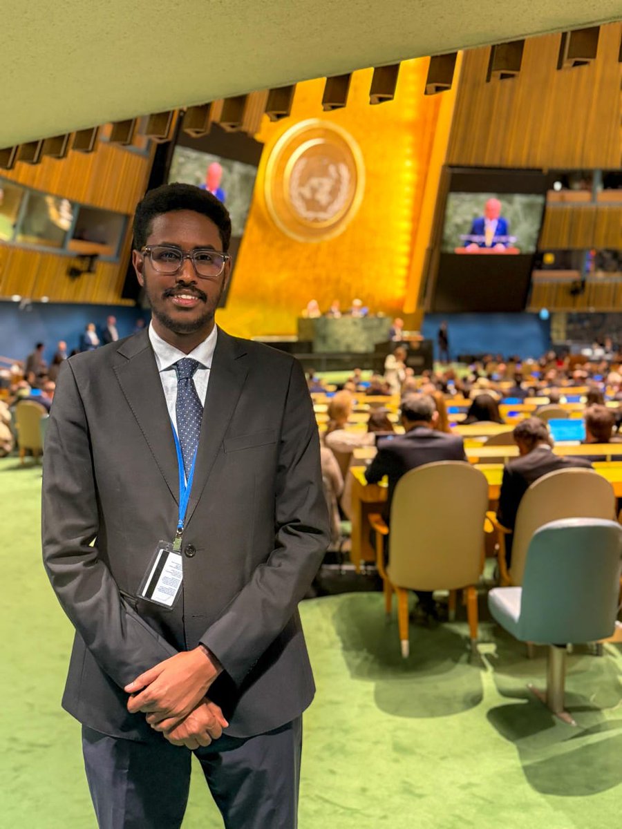 MoDugoow's tweet photo. Accompanying H.E. President @HassanSMohamud at #UNGA80 in New York, where he is engaging with world leaders to advance cooperation on issues of shared interest.

The President will also address the General Assembly, highlighting Somalia’s progress in security, economic recovery, and democratization.
#SomaliaAtUNGA80