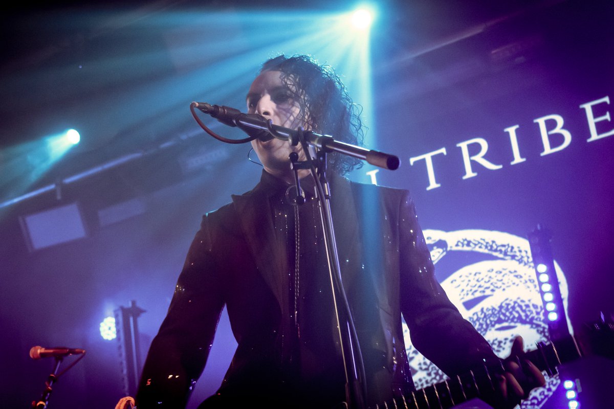 Crónica y fotos de TWIN TRIBES + DENUIT en Madrid
rafabasa.com/2025/09/23/cro…
<a href="/twin_tribes/">Twin Tribes</a> 
@rrspromolive 
@eclipsegrouptours 
<a href="/tamarakeka/">Tamara</a> 
#rafabasa 

RAFABASA.COM a través de whatsapp: 
whatsapp.com/channel/0029Va…