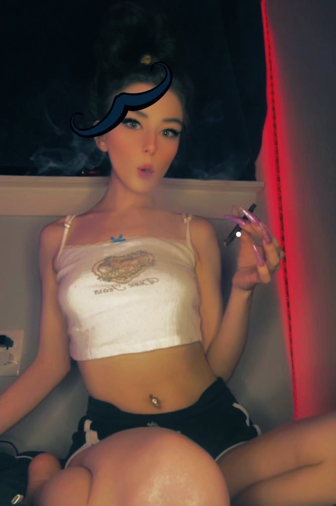 #nsfw #nsfwtwt #joi #buyingcontent 
#sellingcontent who’s buying ask me
For
My menu!!!!