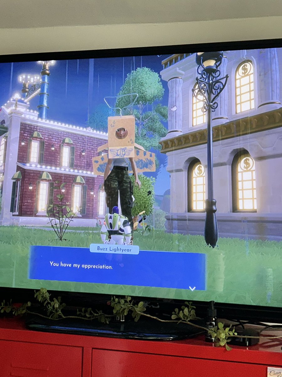 This is why i watch my wife game. Cuz what even is this outfit? Baby 🤭