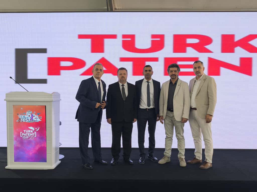 Üniversitemiz Öğretim Görevlisi Gürol Kalaycı‘nın ‘Hızlı Temassız Sağlık Kapsülü’ Projesi TEKNOFEST’te Bronz Madalya Kazandı. Hocamızı ve ekibini tebrik ediyorum…