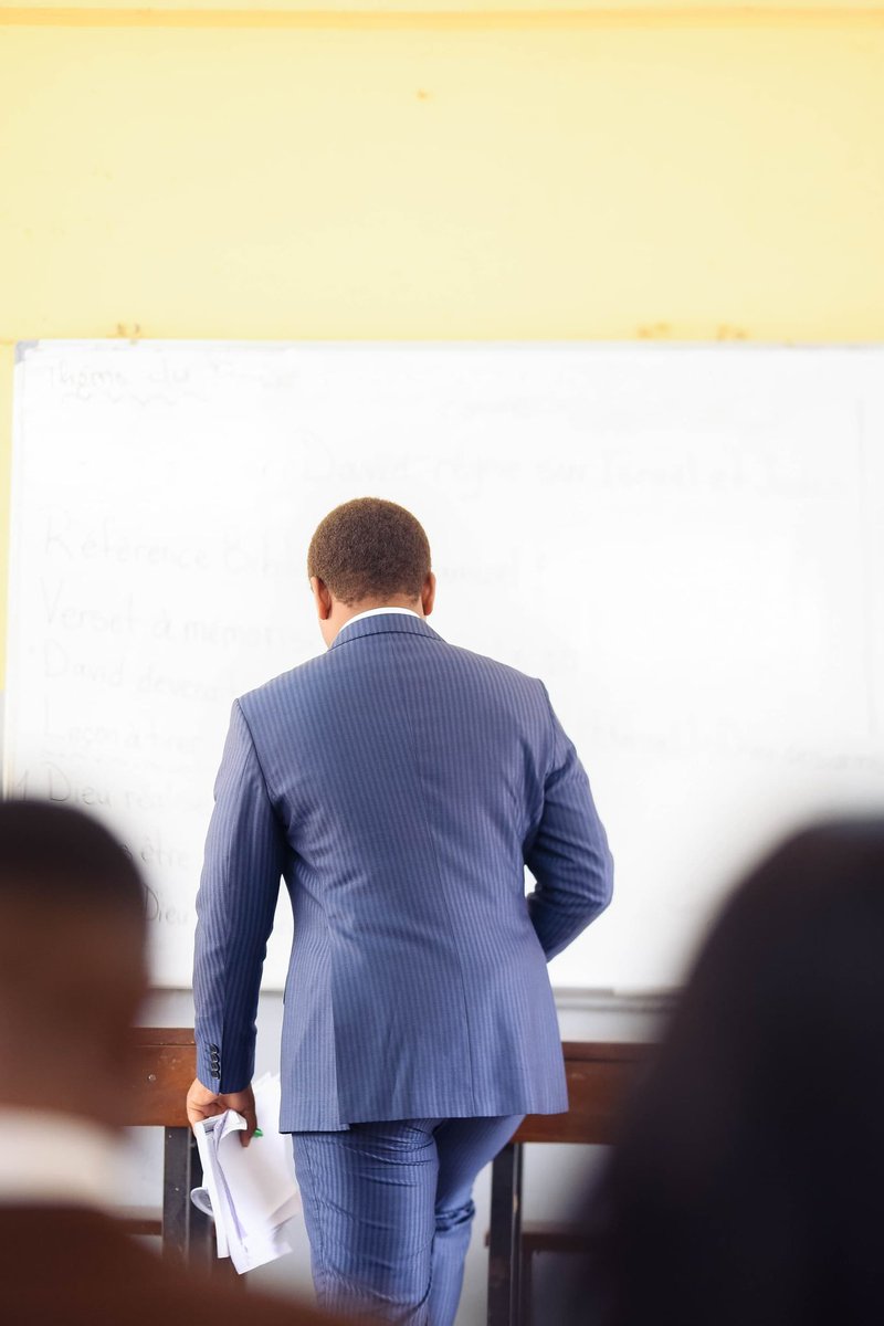 Mémoire de Bac+5 en Fiscalité défendu avec succès ! Une page se tourne, mais l'apprentissage continue. L'important n'est pas le diplôme, mais la soif de progresser. 🙏